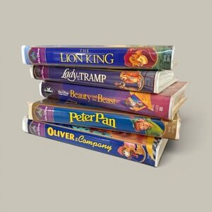 Disney VHS Lot 5 Movies Lion King Beauty Beast Peter Pan Oliver Lady and Tramp